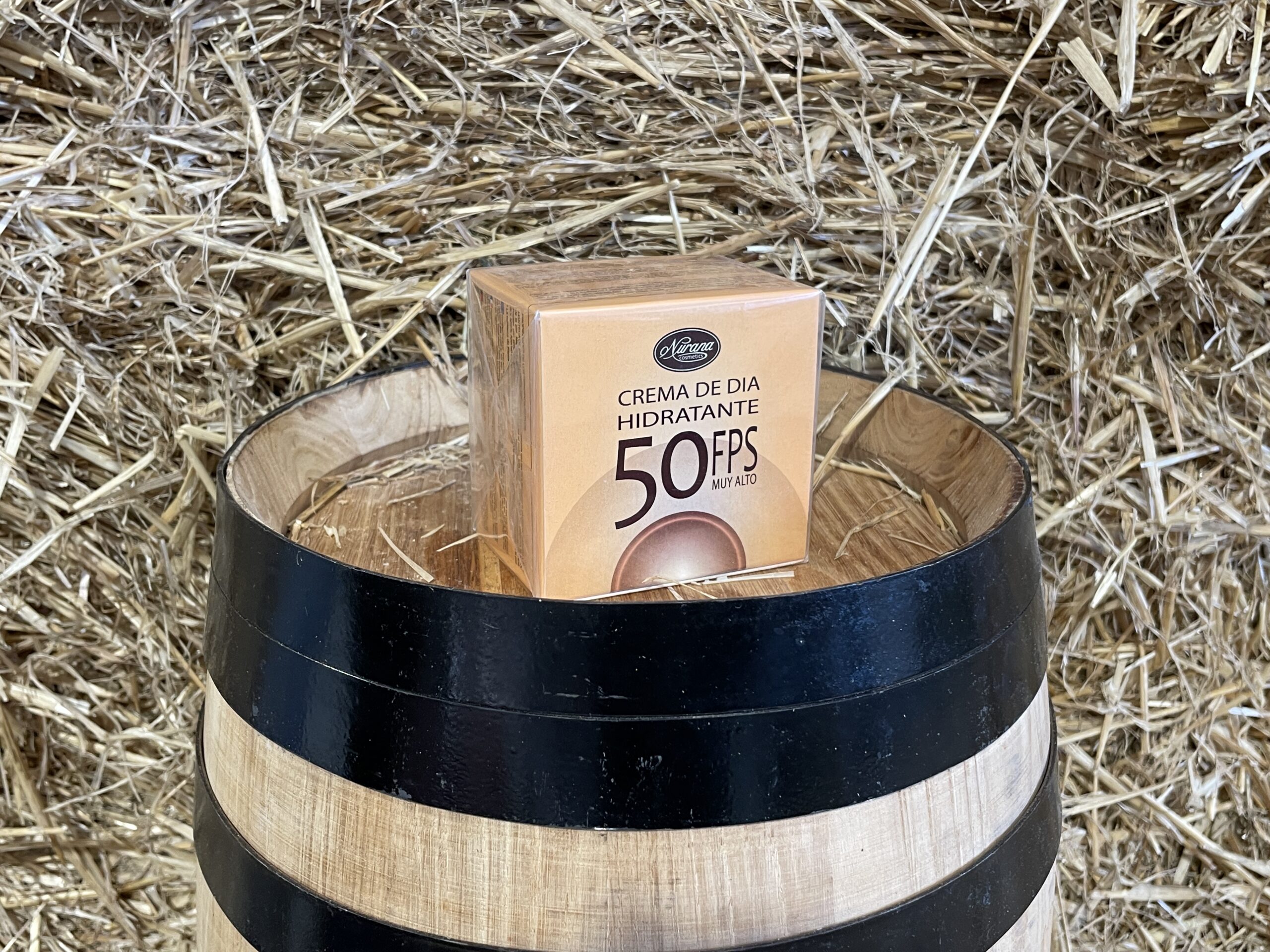 Moisturizing day cream 50FPS Molt Alt Nirvana